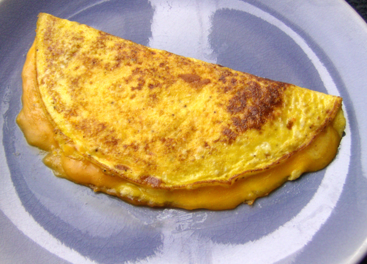 A fluffy cheese omelet
